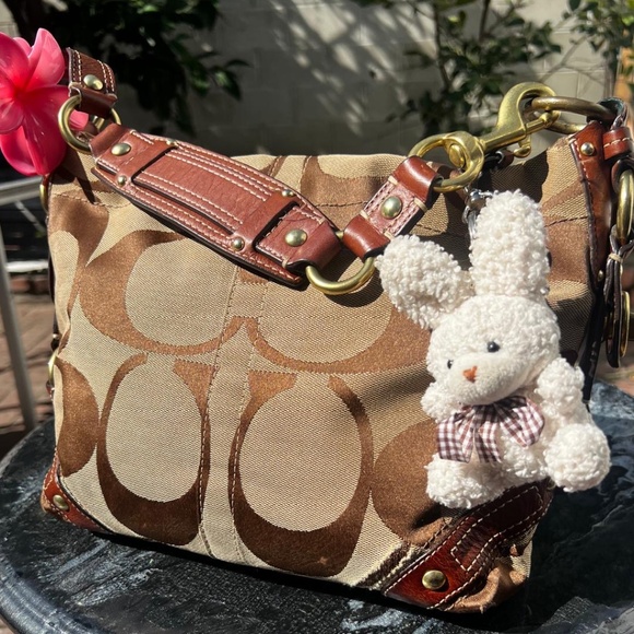 Coach Carly Signature Brown Canvas Tote ✨🍂🤍 - Picture 1 of 7